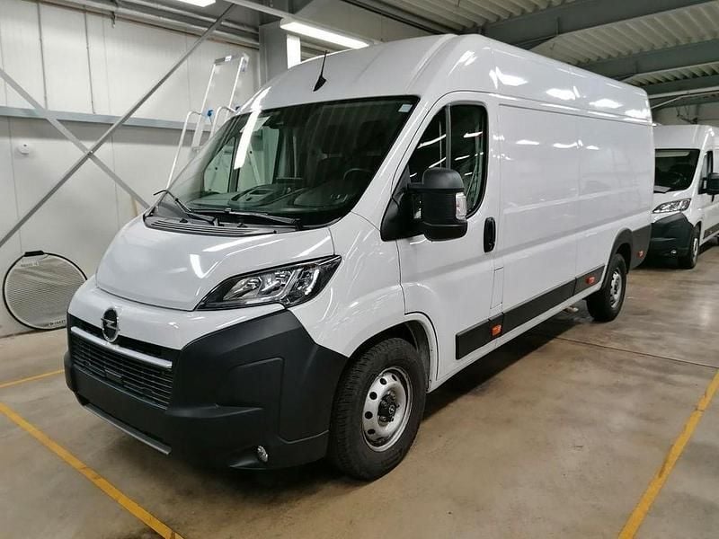 Gebraucht Opel Movano 140 PS (102 kW) 2024 Weiß Van