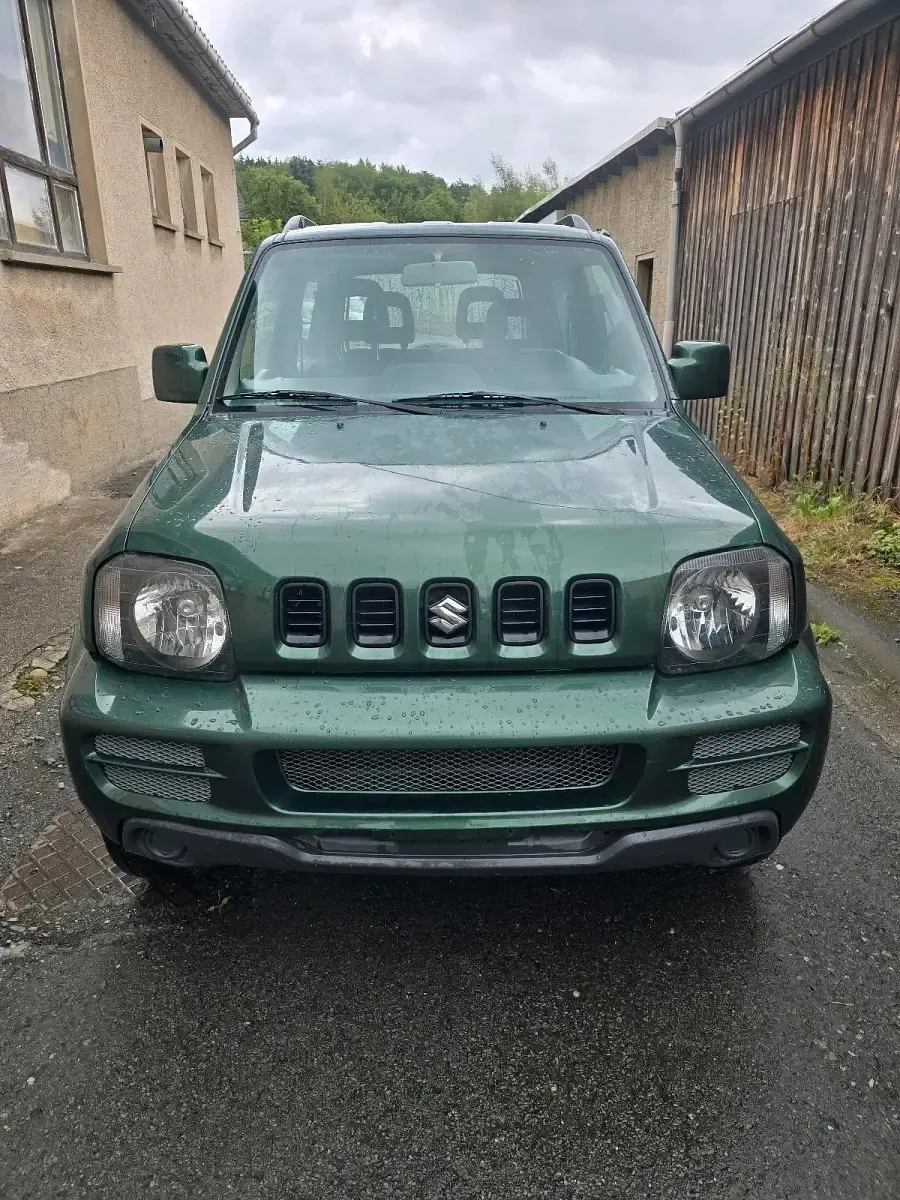 Gebraucht Suzuki Jimny 86 PS (63 kW) 2011 Grün SUV