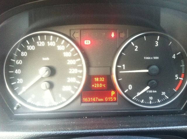 Gebraucht BMW 320 222 PS (163 kW) 2006 Grau metallic Kombi