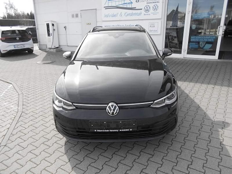 Gebraucht VW Golf VIII Life 150 PS (110 kW) 2023 Schwarz Kombi