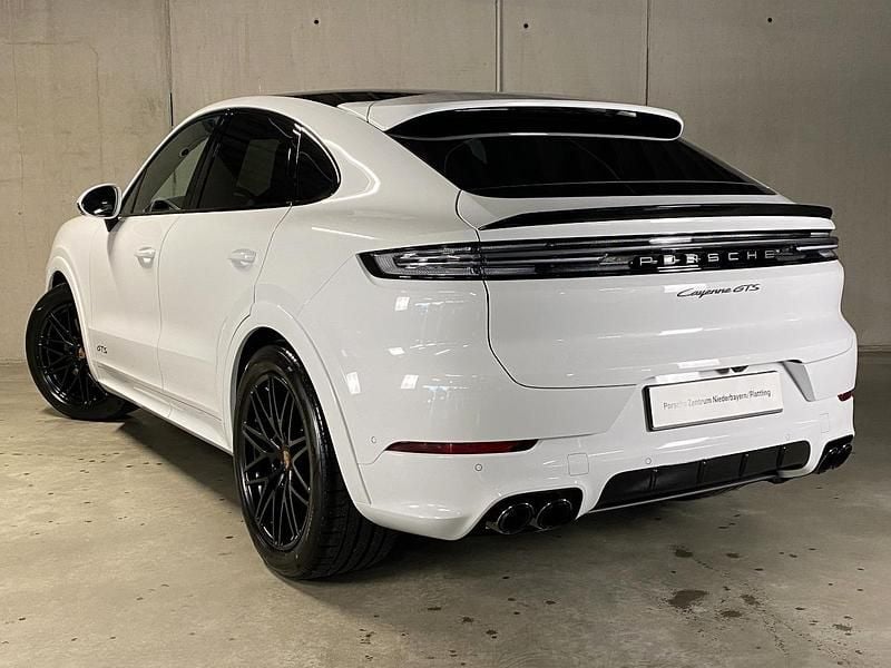 Gebraucht Porsche Cayenne Coupe GTS 500 PS (367 kW) 2025 Carraraweissmetallic Coupé
