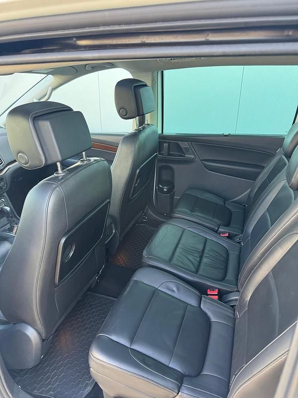 Second-hand VW Sharan 2016 Alb Monovolum