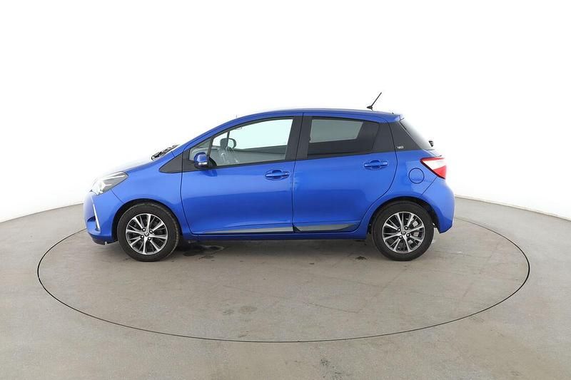 Gebraucht Toyota Yaris Club 112 PS (82 kW) 2019 Blau Limousine