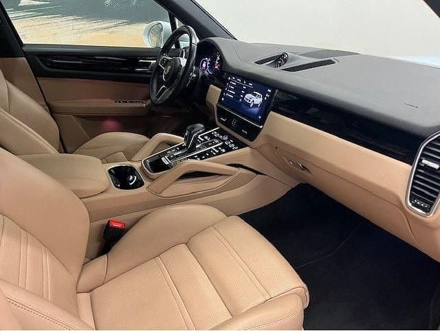 Gebraucht Porsche Cayenne Platinum Edition 340 PS (250 kW) 2022 Weiß SUV