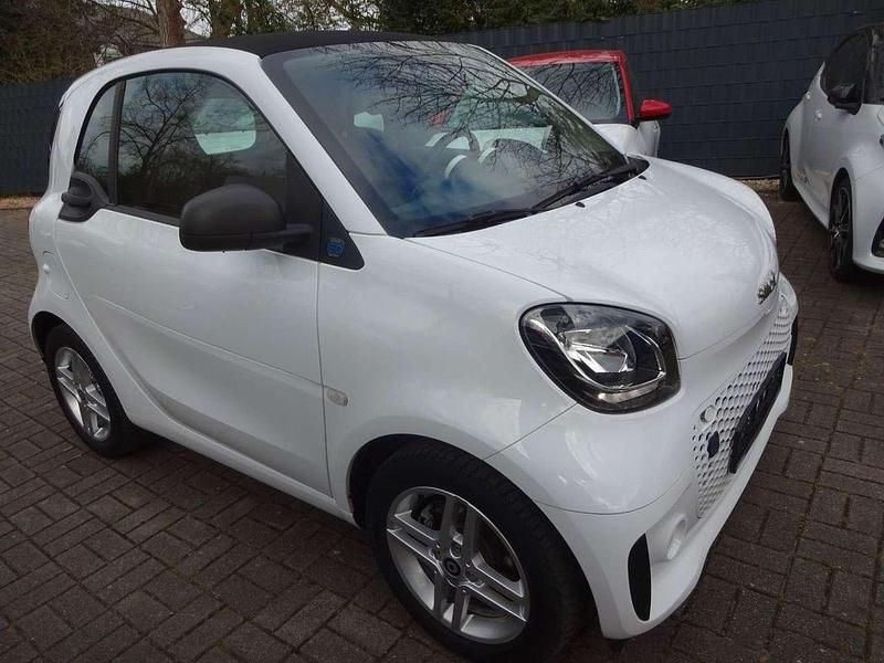 Gebraucht Smart ForTwo Coupé 60 kW (82 PS) 2020 Weiß Coupé