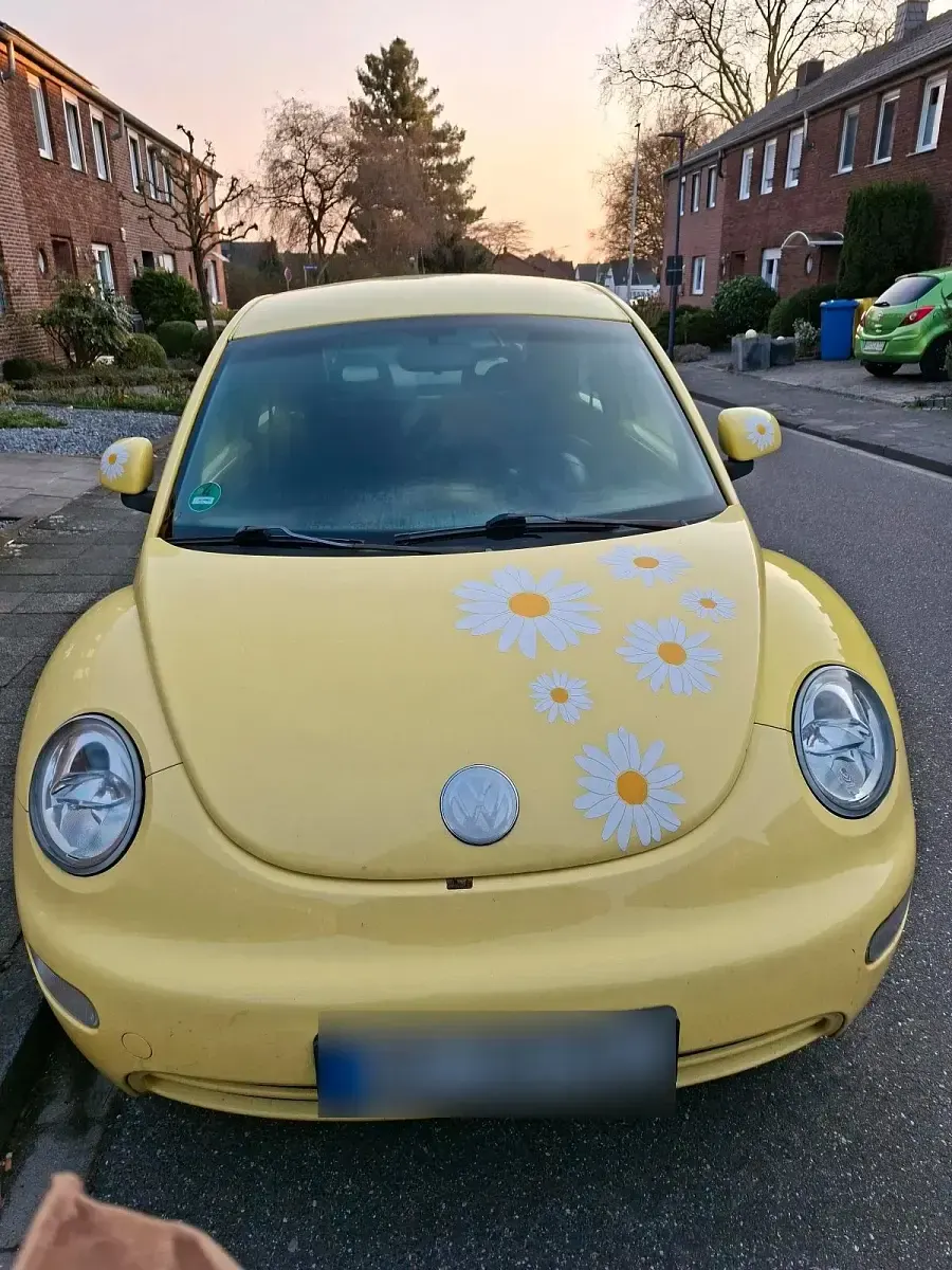 Gebraucht VW New Beetle 115 PS (84 kW) 1999 Gelb Kleinwagen