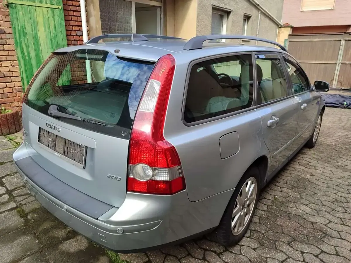 Gebraucht Volvo V50 136 PS (100 kW) 2007 Grau Kombi