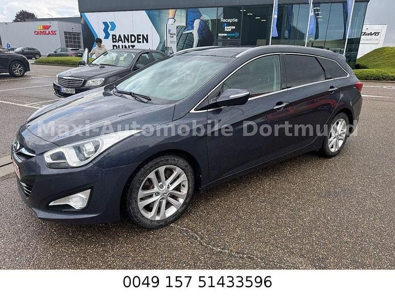 Gebraucht Hyundai i40 141 PS (103 kW) 2014 Schwarz Kombi