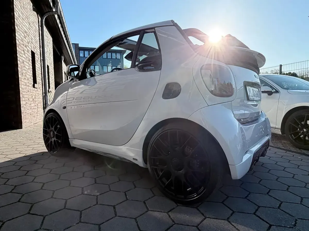 Usata Smart ForTwo Cabrio Brabus 125 CV (91 kW) 2019 Bianco Cabrio