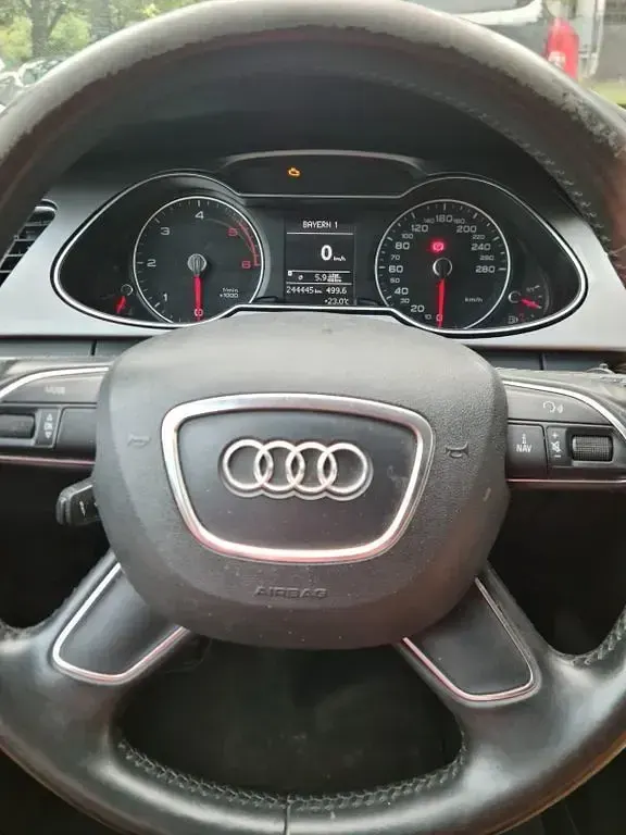 Gebraucht Audi A4 Ambiente 177 PS (130 kW) 2012 Schwarz Kombi