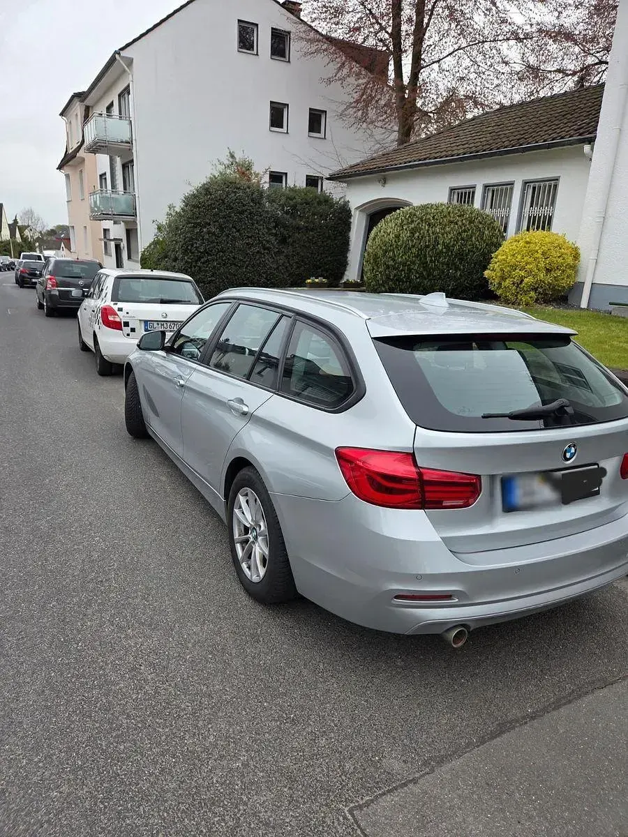 Gebraucht BMW 318 Advantage 150 PS (110 kW) 2016 Silber Kombi