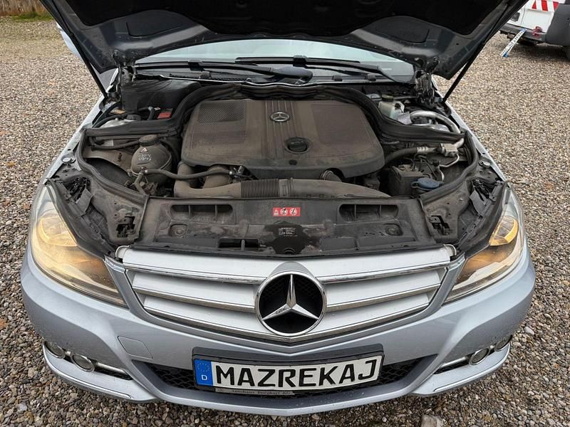 Gebraucht Mercedes C220 170 PS (125 kW) 2014 Grau Kombi