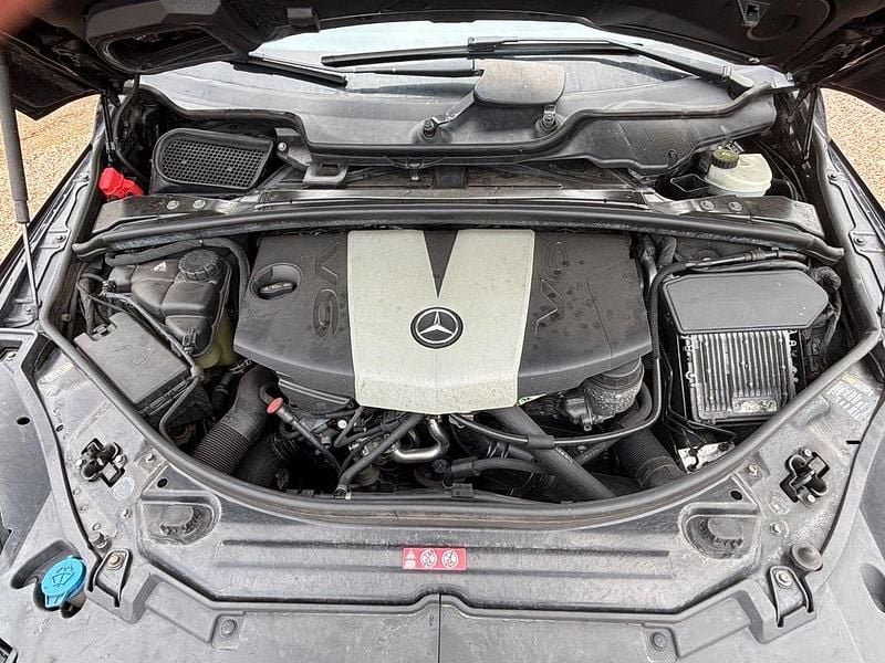 Gebraucht Mercedes R300 190 PS (139 kW) 2011 Schwarz Van / Kleinbus