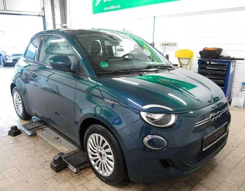 Grün Gebraucht 2023 Fiat 500e Kleinwagen | 23.999 € (Fairer Preis) - Bild 1/3