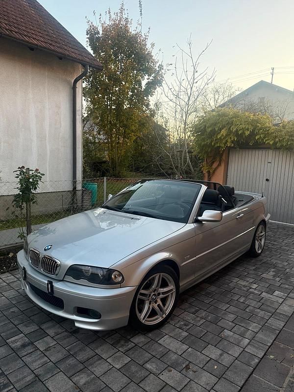 Silber Gebraucht 2001 BMW 320 Cabriolet Cabrio | 8.999 € (Teuer) - Bild 1/4