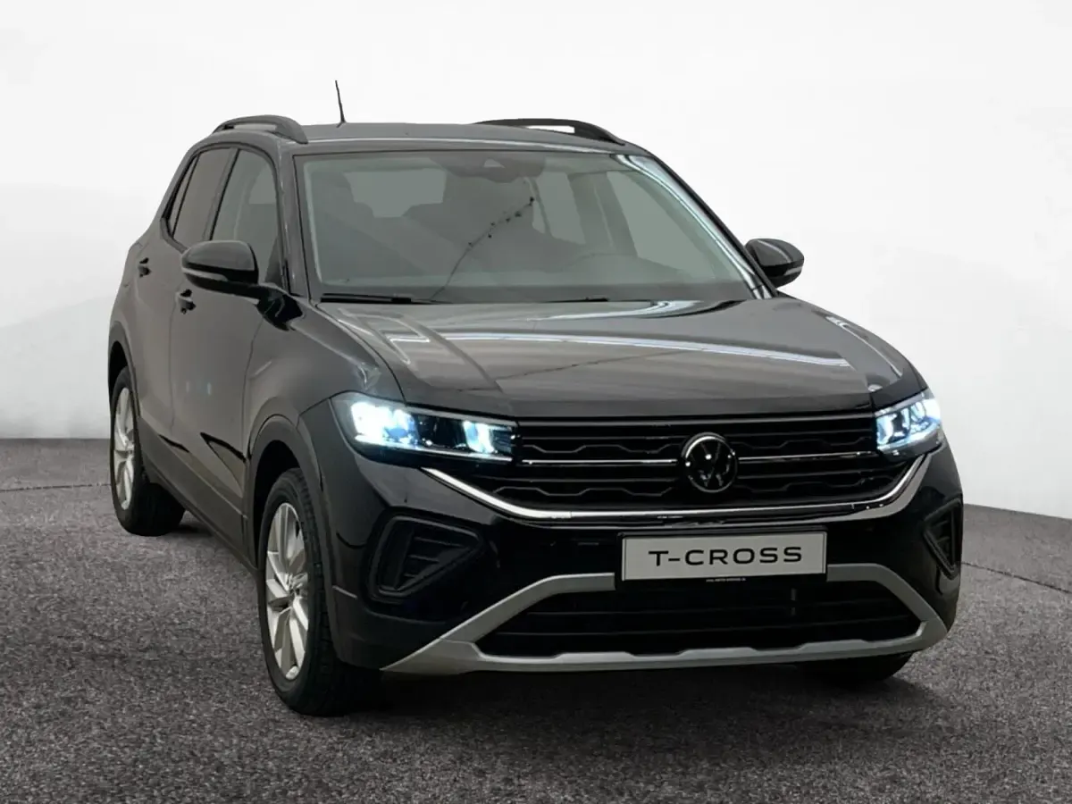 Gebraucht VW T-Cross Life 116 PS (85 kW) 2025 Schwarz SUV