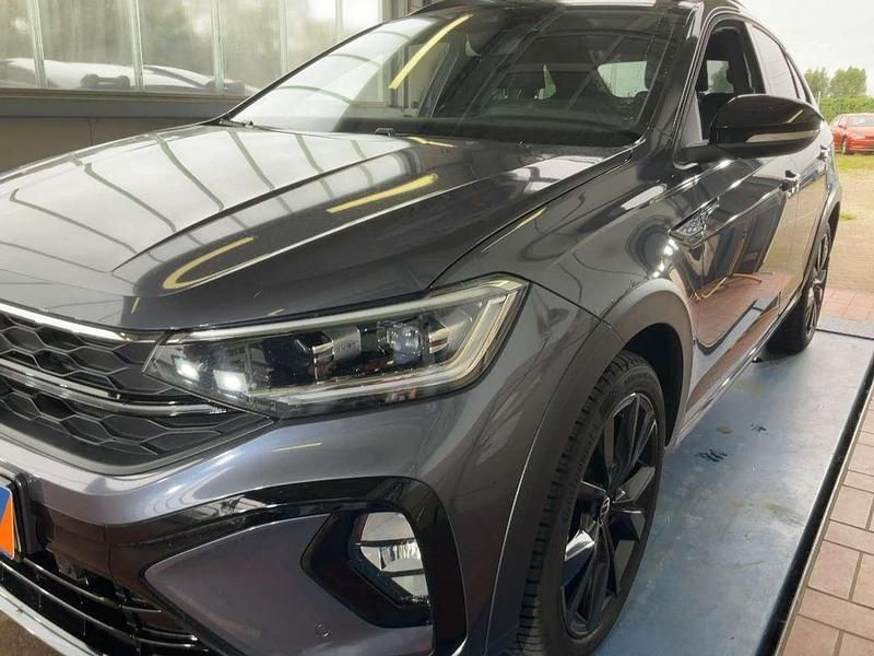 Gebraucht VW Taigo Style 150 PS (110 kW) 2023 Grau SUV