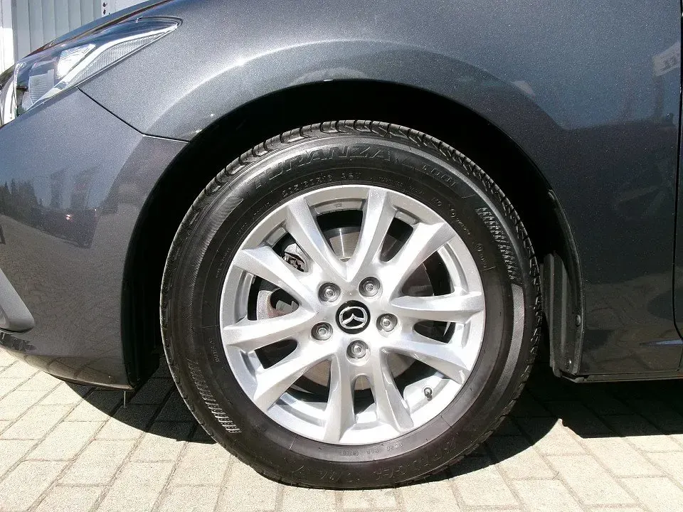Second-hand Mazda 3 120 CP (88 kW) 2016 Gri Berlinǎ