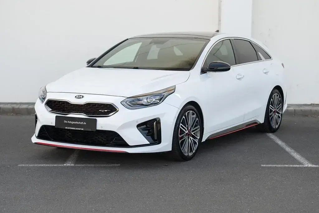 Gebraucht Kia ProCeed GT GT 204 PS (150 kW) 2021 Weiß Kleinwagen