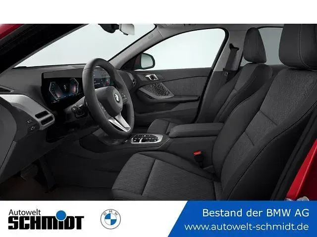 Gebraucht BMW 120 Shadowline 163 PS (119 kW) 2025 (rot)  fire red Kleinwagen