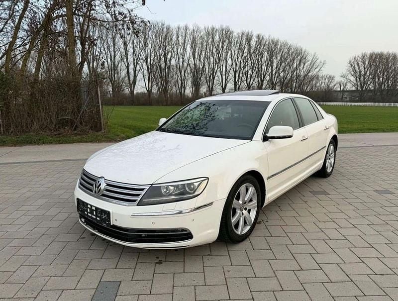 Usata VW Phaeton 245 CV (180 kW) 2014 Bianco Berlina