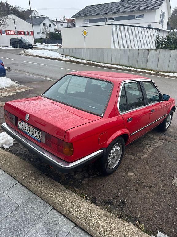 Usata BMW 324 86 CV (63 kW) 1987 Rosso Berlina