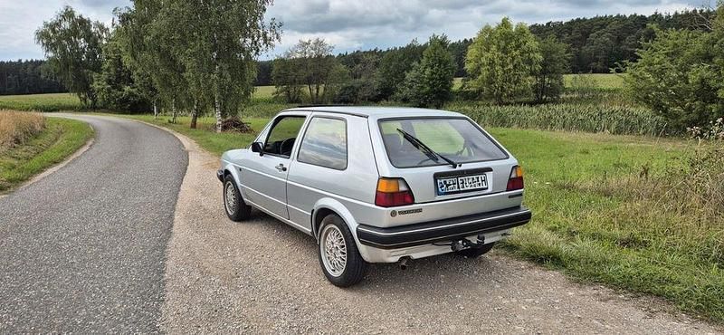 Gebraucht VW Golf II 75 PS (55 kW) 1984 Silber Kleinwagen