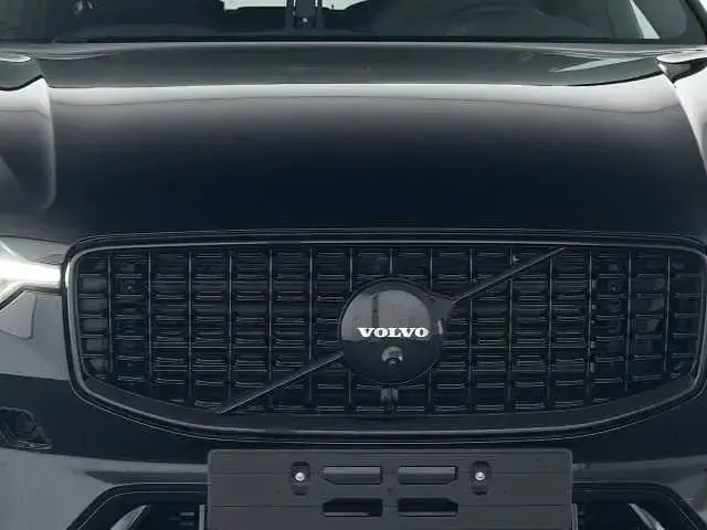Używany Volvo XC60 184 KM (135 kW) 2025 SUV
