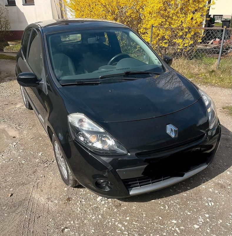 Gebraucht Renault Clio II Dynamique 75 PS (55 kW) 2009 Schwarz Kleinwagen