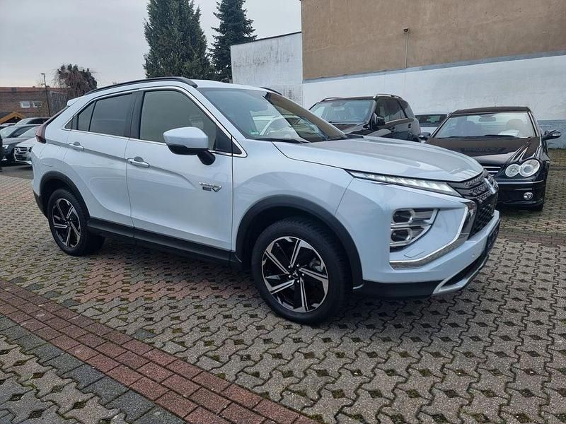 Gebraucht Mitsubishi Eclipse Cross Plus 98 PS (72 kW) 2022 Weiß SUV