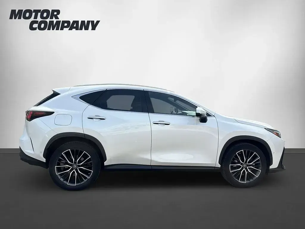 Gebraucht Lexus NX450h+ Luxury Line 306 PS (225 kW) 2022 Weiß SUV