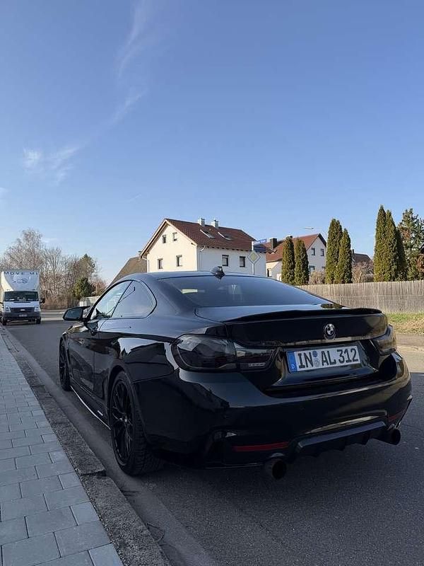 Gebraucht BMW 435 Sport Line 306 PS (225 kW) 2015 Coupé