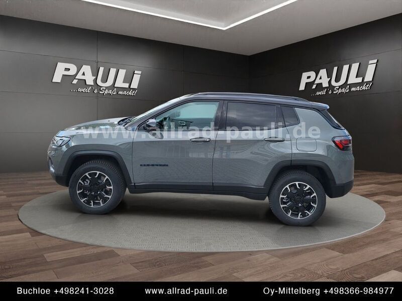 Gebraucht Jeep Compass 241 PS (177 kW) 2024 Grau SUV
