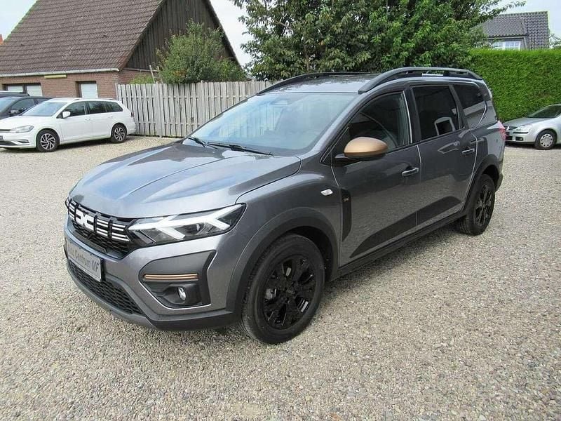 Grau Neu 2025 Dacia Jogger Expression Kombi | 21.950 € (Fairer Preis) - Bild 1/4