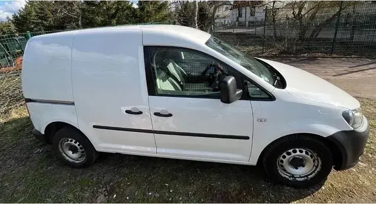 Gebraucht VW Caddy 109 PS (80 kW) 2013 Weiß Van / Kleinbus