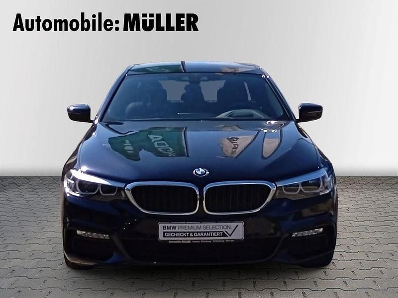 Gebraucht BMW 520 M Sport 184 PS (135 kW) 2018 Schwarz Limousine