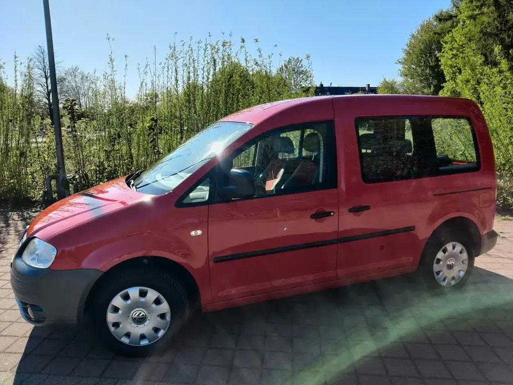 Gebraucht VW Caddy Life 105 PS (77 kW) 2009 Rot Van / Kleinbus