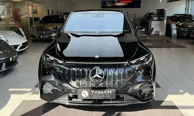 Gebraucht Mercedes EQE AMG 43 Premium Plus 350 kW (476 PS) 2024 Schwarz SUV