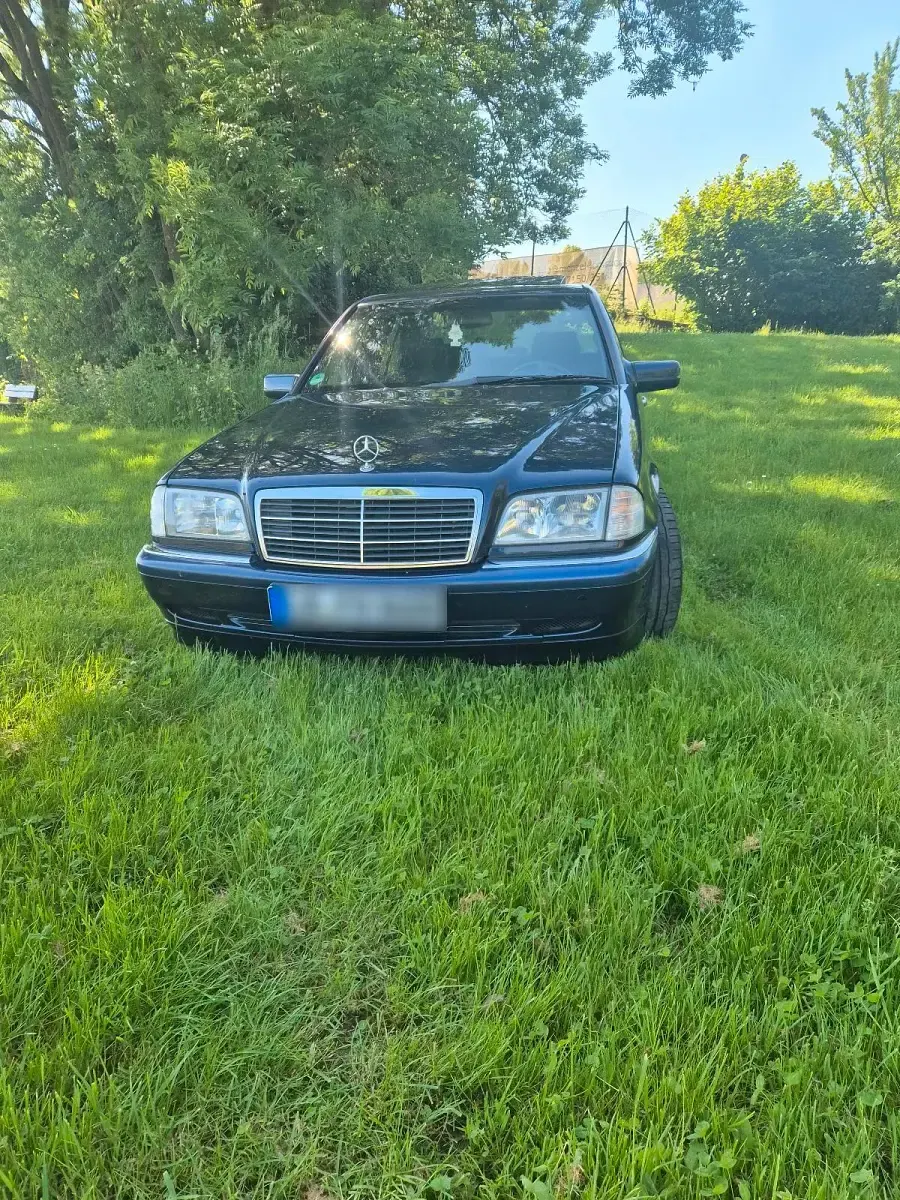 Gebraucht Mercedes C200 136 PS (100 kW) 2000 Blau Limousine