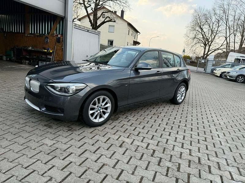 Gebraucht BMW 116 Performance 136 PS (100 kW) 2012 Grau Kleinwagen