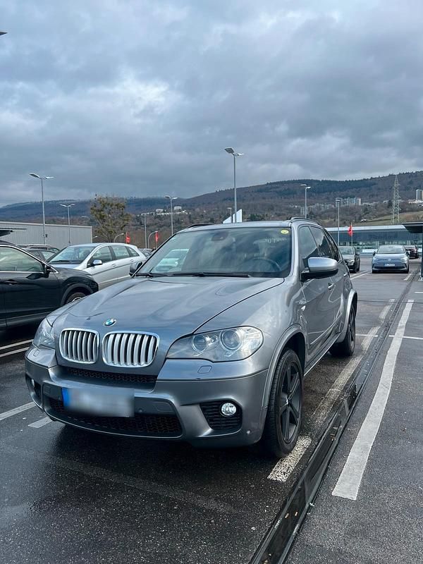 Grau Gebraucht 2011 BMW X5 M Sport SUV | 9.500 € (Guter Preis) - Bild 1/4