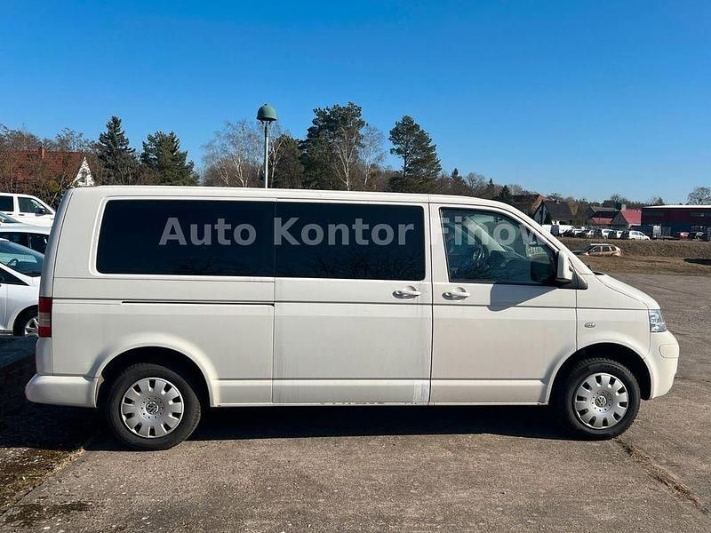 Gebraucht VW Caravelle Comfortline 131 PS (96 kW) 2007 Weiß Van / Kleinbus