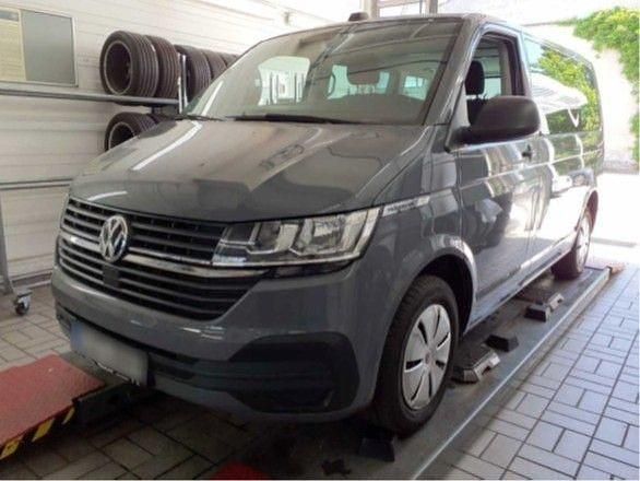 Pure grey (grau) Gebraucht 2021 VW Multivan Trendline Van | 39.960 € (Fairer Preis) - Bild 1/1