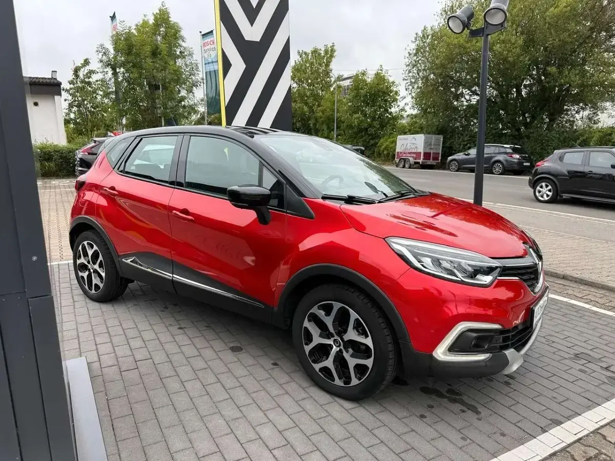 Gebraucht Renault Captur Intens 118 PS (86 kW) 2018 Rot SUV