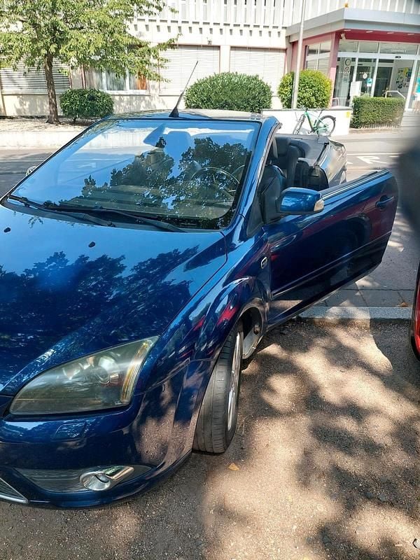 Gebraucht Ford Focus Cabriolet 2007 Blau Cabrio