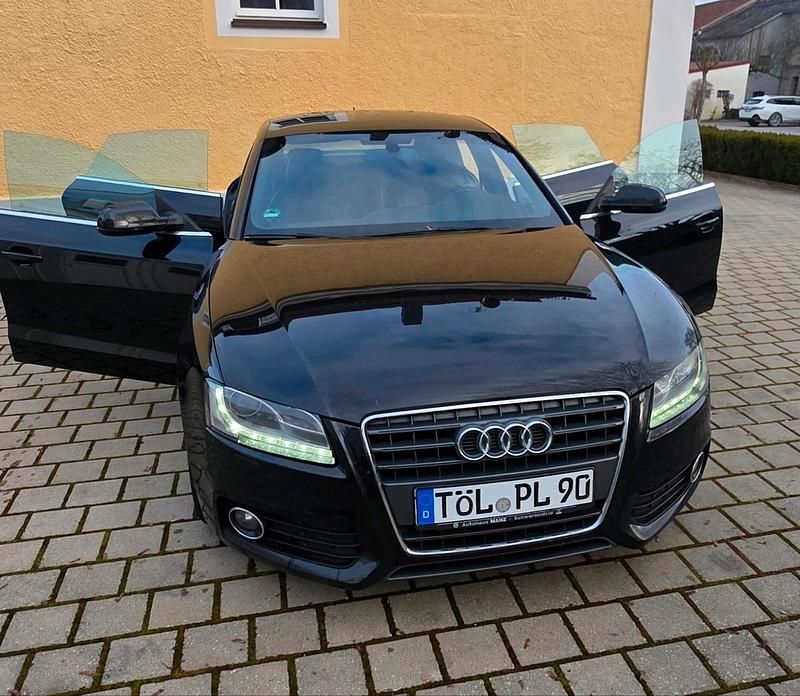 Gebraucht Audi A5 Basis 180 PS (132 kW) 2010 Schwarz Limousine