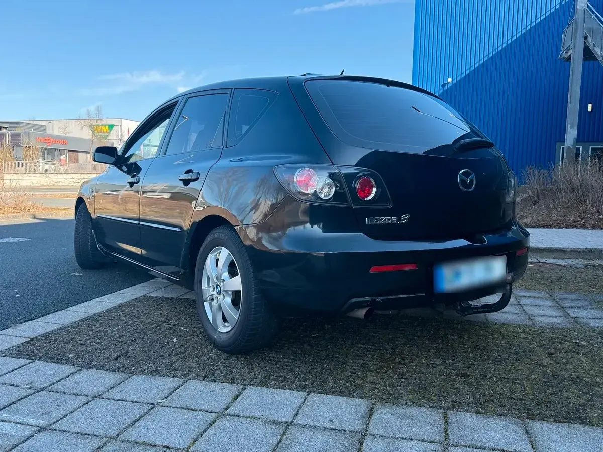 Brugt Mazda 3 105 HK (77 kW) 2006 Sort Hatchback