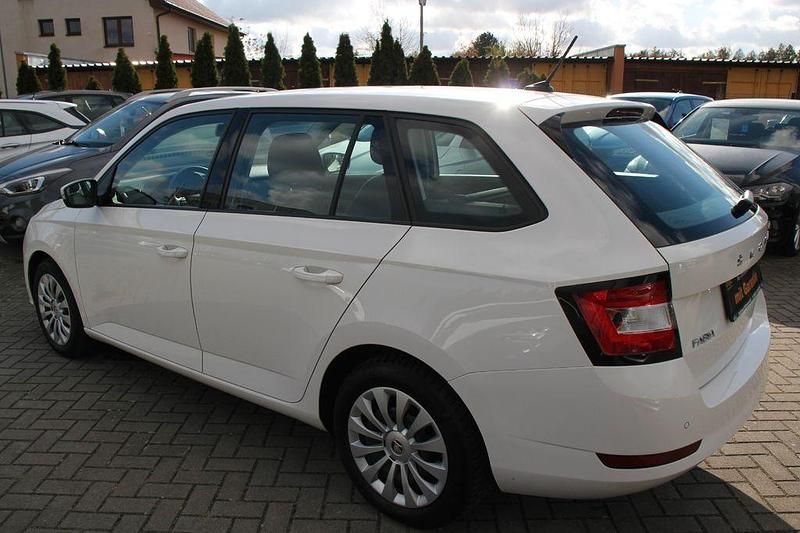 Gebraucht Skoda Fabia Active 95 PS (69 kW) 2022 Weiß Kombi