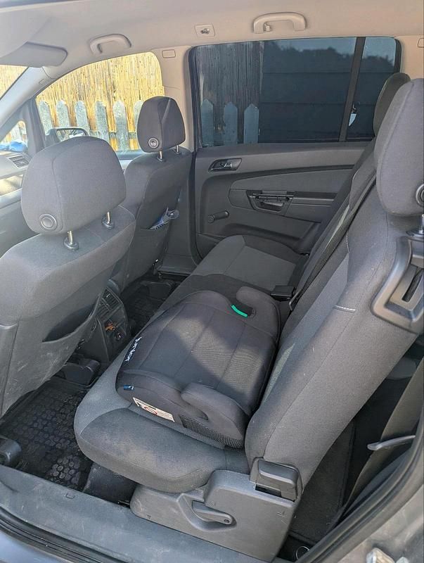 Brugt Opel Zafira 150 HK (110 kW) 2006 Grå MPV