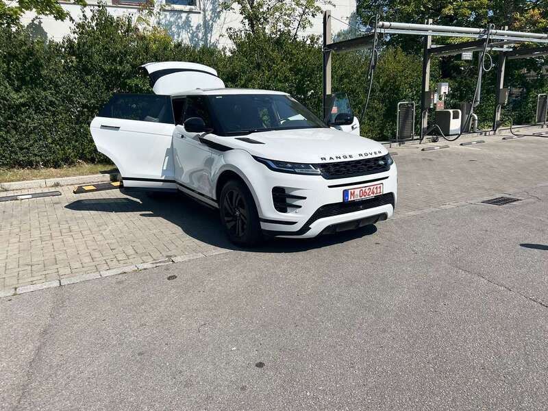 Gebraucht 2021 Land Rover Range Rover evoque SE Dynamic SUV | 38.499 € (Etwas zu teuer) - Bild 1/4